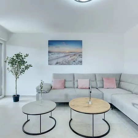 Harmony 3 *